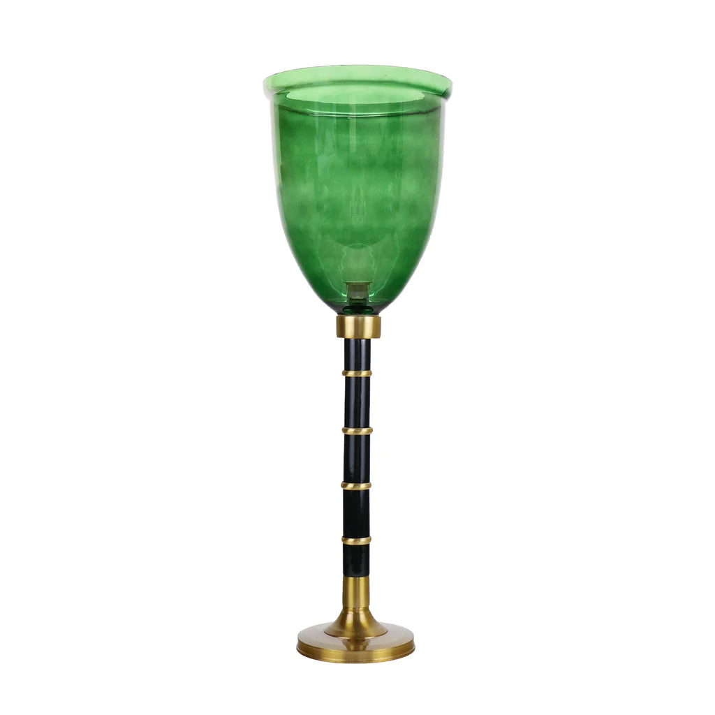 Elizabeth Glass Hurricane, Artichoke