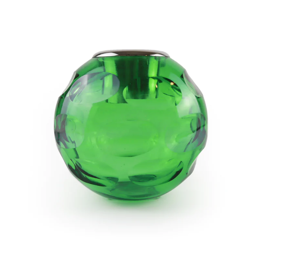 Suzanne Matchstrike, Green
