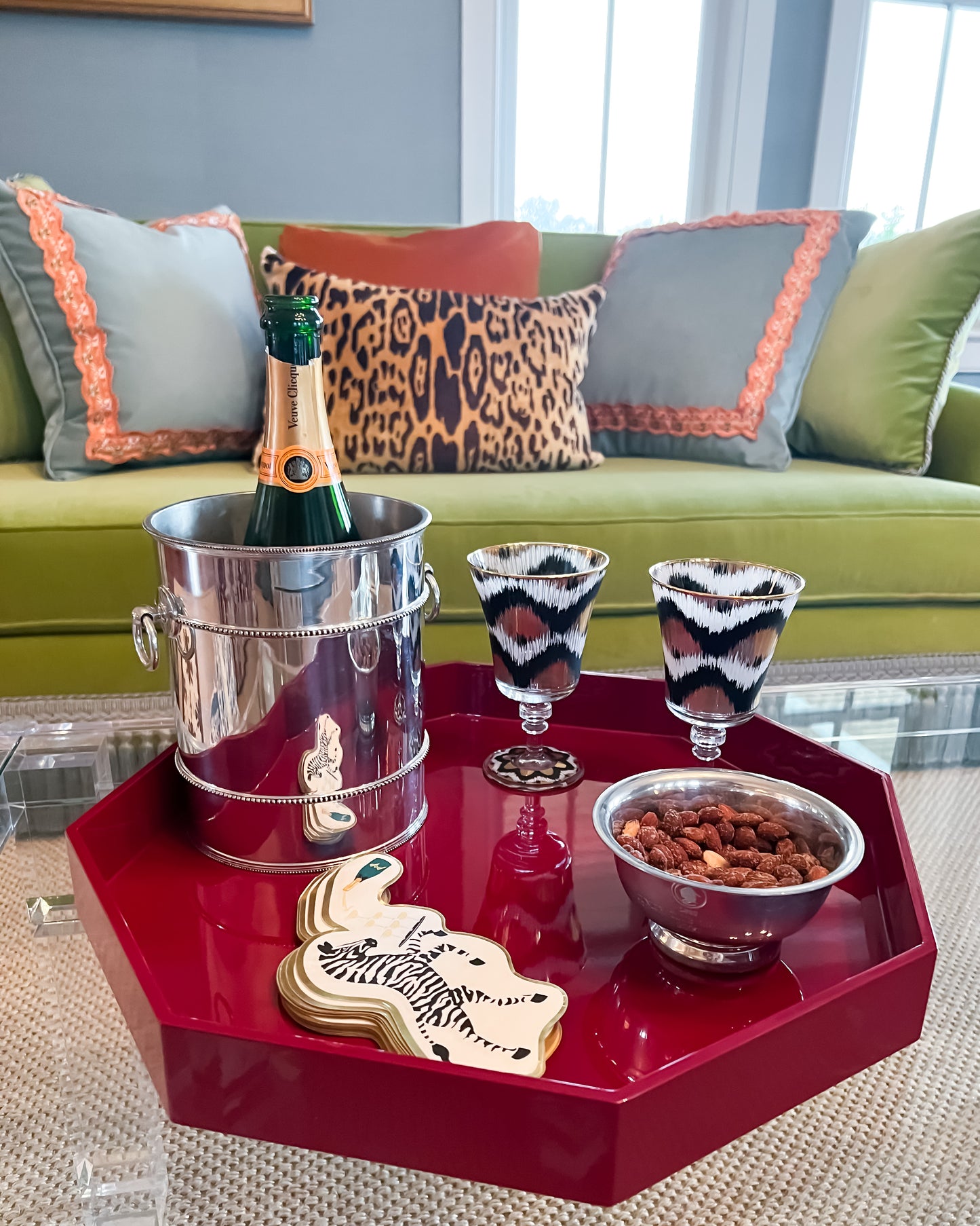 Medium Octagonal Lacquered Tray, Berry