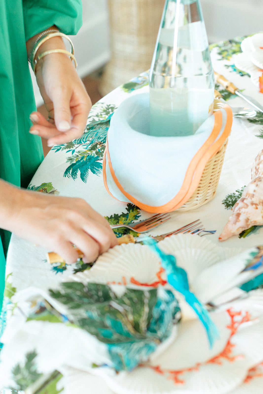 Set of 4 Wave Napkin, Blue Coral